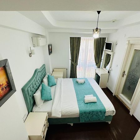 La Petite Maison Hotel Стамбул Экстерьер фото